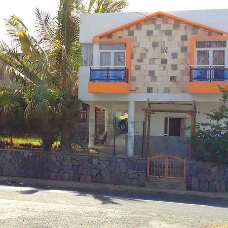 Chez Clenya Guesthouse La Ferme エクステリア 写真