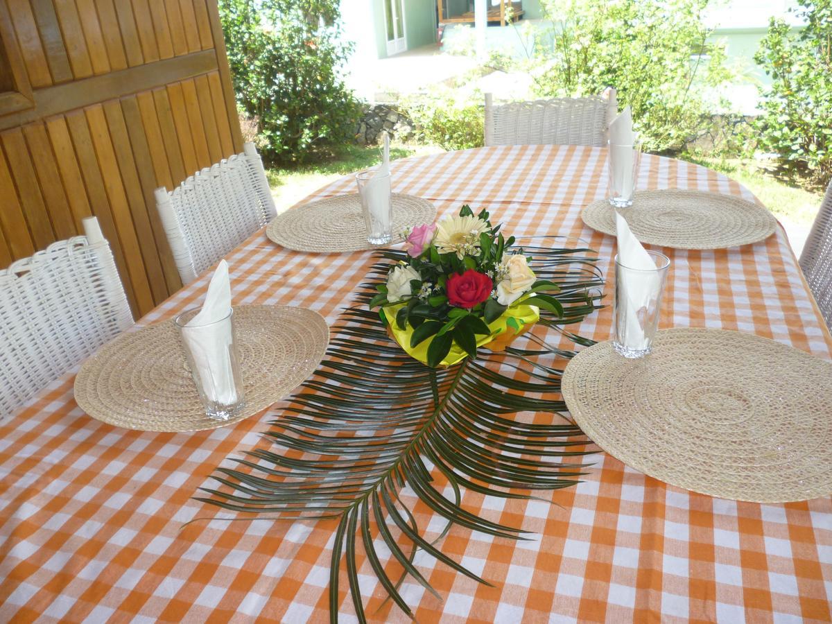 Chez Clenya Guesthouse La Ferme エクステリア 写真