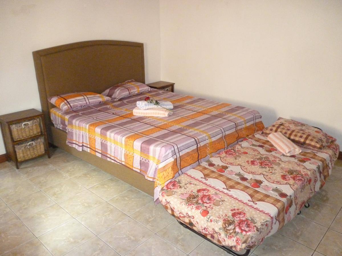 Chez Clenya Guesthouse La Ferme エクステリア 写真